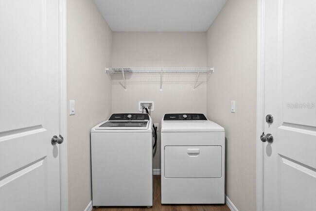 Building Photo - 36920 Sagemoor Dr