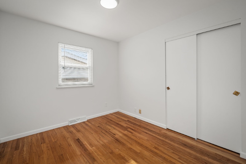 Building Photo - 13900 Evan Aire Dr