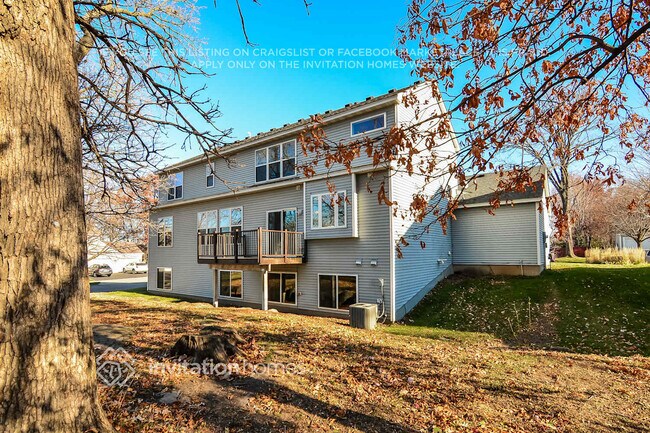 Building Photo - 7416 Aspen Cove S