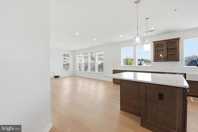 Building Photo - 13970 Englefield Dr