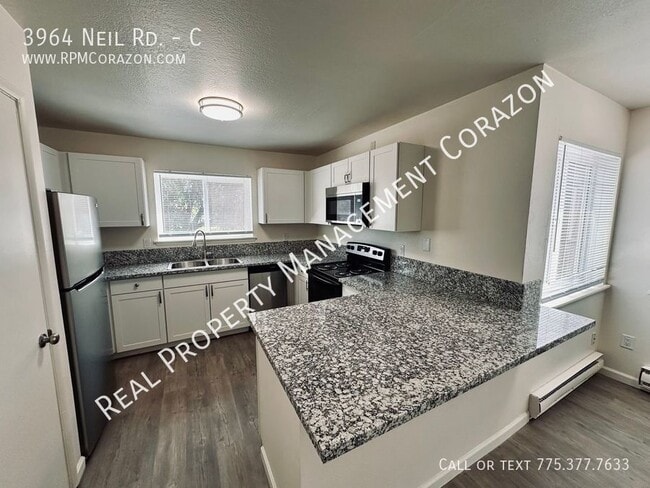 Primary Photo - 3964 Neil Rd
