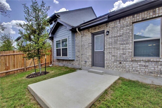 Building Photo - 12917 Leatherback Ln