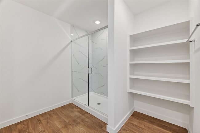 Building Photo - 5927 Orchid Crst Ln