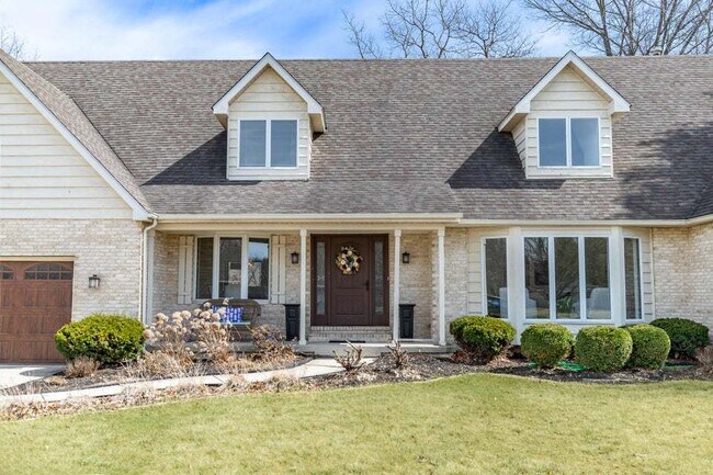 Building Photo - 9885 Belmont Ct