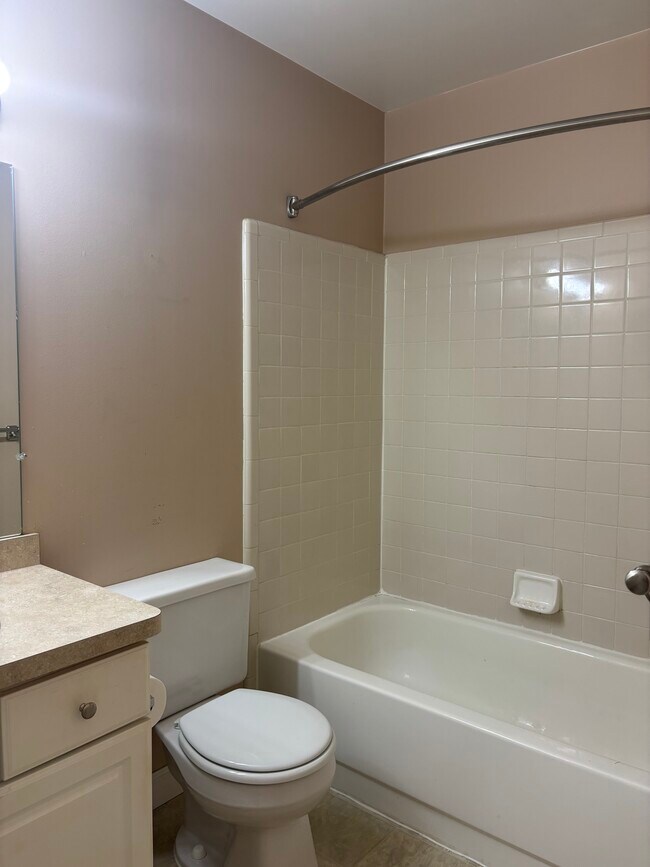 Building Photo - 22020 Indian Creek Dr