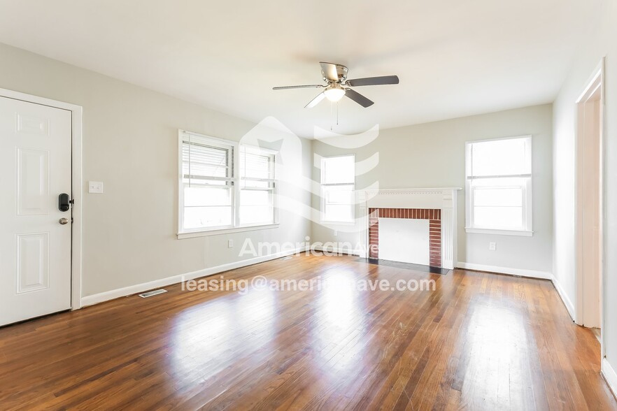 Building Photo - 276 Caulder Cir