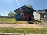Building Photo - Two Bedroom House | Updated Unit