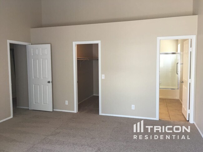 Building Photo - 8304 Vantare Ct