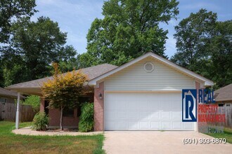 Building Photo - 104 Austin Ln