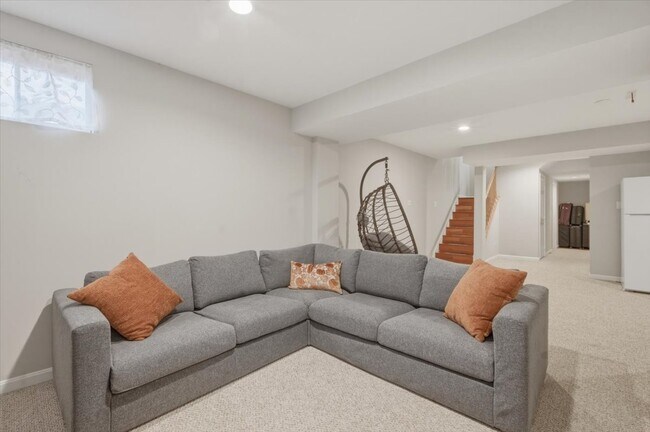 Building Photo - 20502 Morningside Terrace