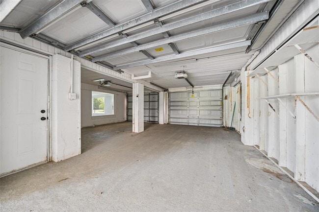 Building Photo - 77 Bayou Vista Dr