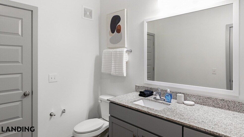 Building Photo - 100 Wildwood Ct