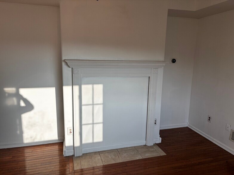 Building Photo - 407 Griffin St