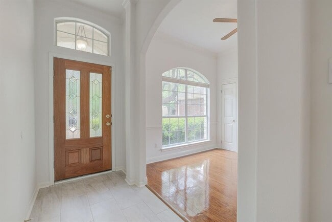 Building Photo - 3624 Malone Dr