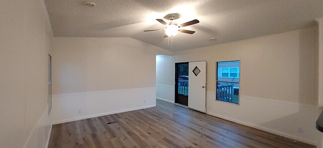 Building Photo - 627 TN-91