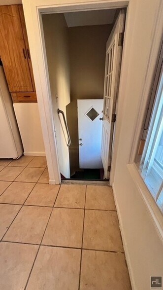 Building Photo - 687 EAST 46 STREET