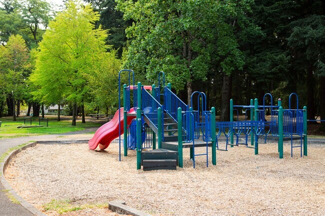 Building Photo - 13107 SE Division St