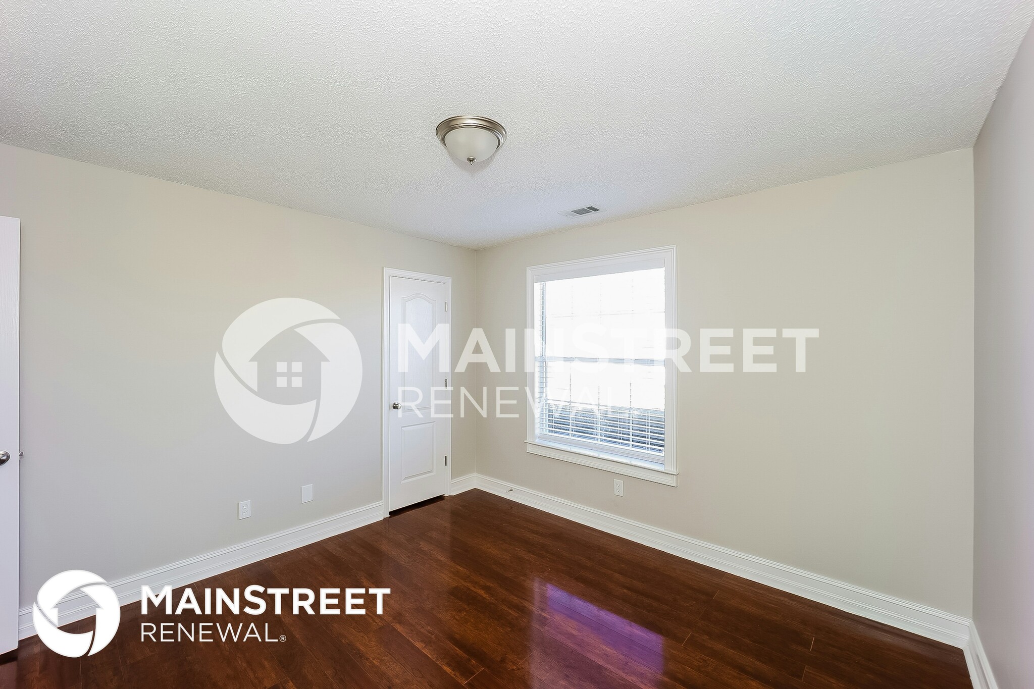 Building Photo - 125 Gleneagles Way