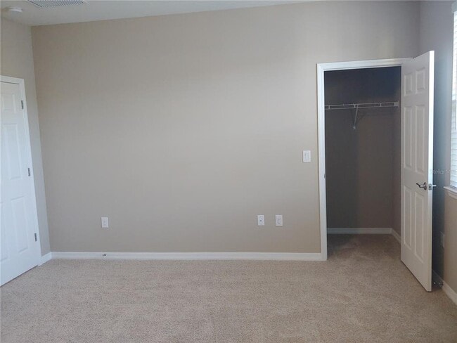 Building Photo - 2865 Grand Kemerton Pl