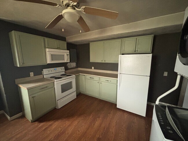 Building Photo - Spring Into Homeownership This April! Looking for a fresh start this Spring?