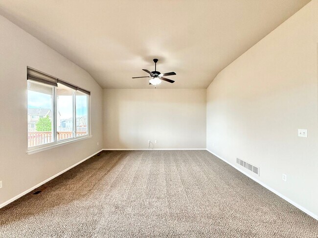 Building Photo - Move in ready home on Keagster