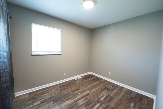 Building Photo - 5258 Kornwal Dr