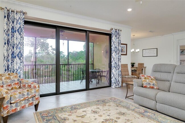 Building Photo - 10063 Crooked Crk Dr