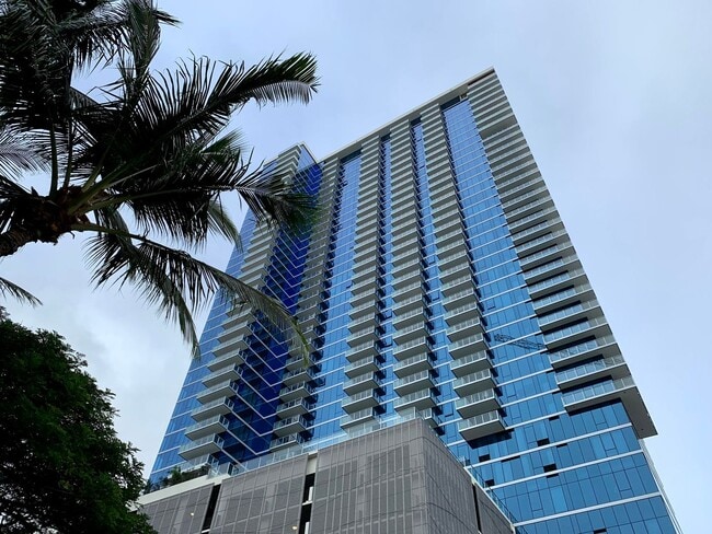 Building Photo - 629 Ke’eaumoku St