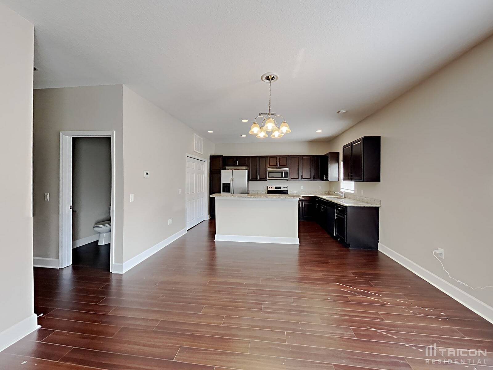 Building Photo - 2304 Whitley Ln
