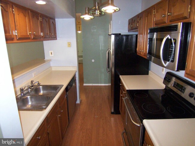 Building Photo - 3102 Cardinal Way