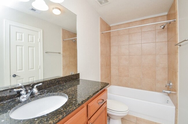 Building Photo - 1148 W 25th St