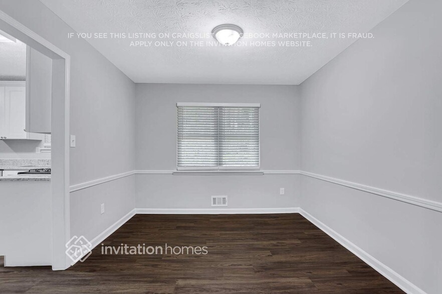 Building Photo - 475 Chartley Trail