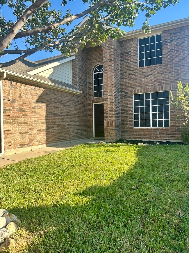 Building Photo - 8012 Wyoming Dr