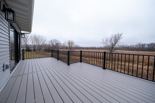 Building Photo - 26391 Preserve Dr