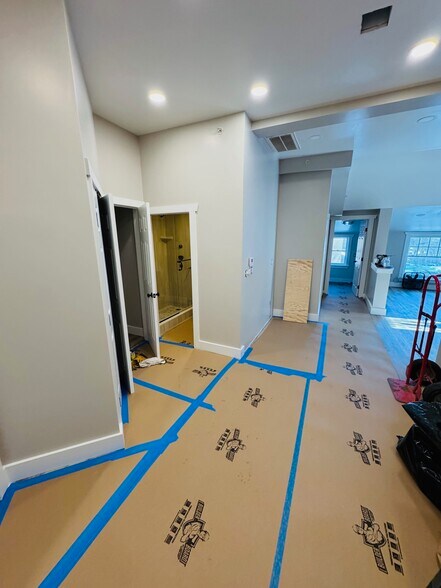 Building Photo - 34 Church St