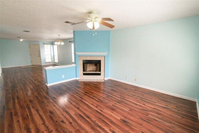 Building Photo - 9705 Dalewood Dr