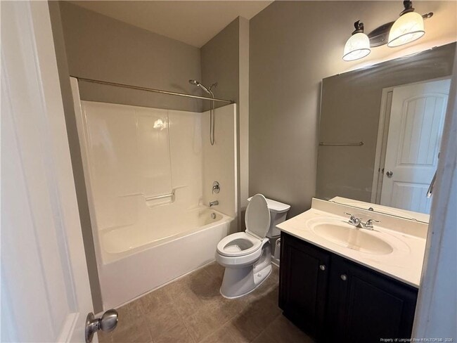 Building Photo - 16 Fort McClary Ct