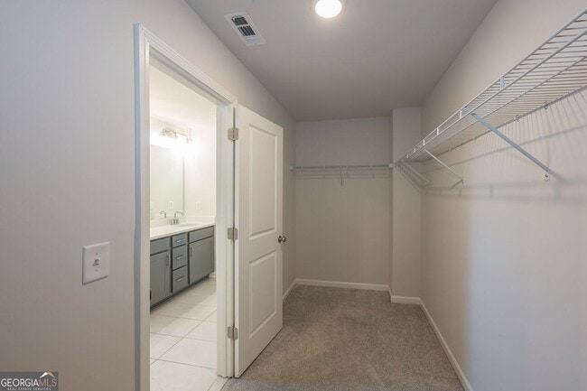 Building Photo - 2928 Cottage Ln