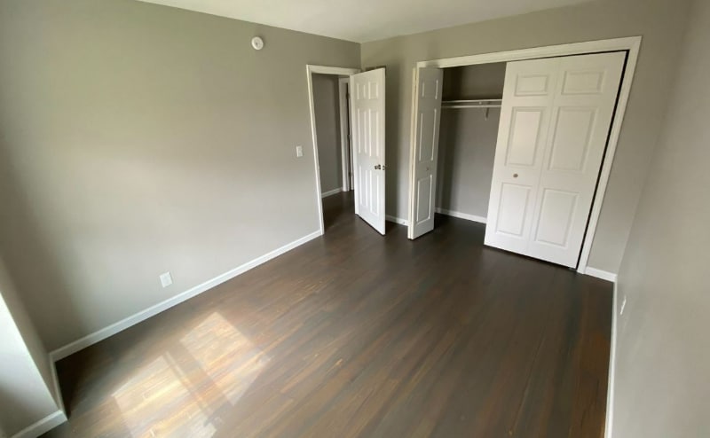 Building Photo - 127 E 35th St