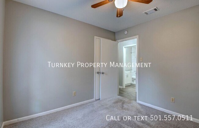 Building Photo - 9203 Labette Dr