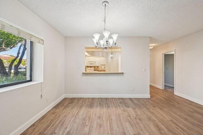 Building Photo - 1103 Duncan Cir