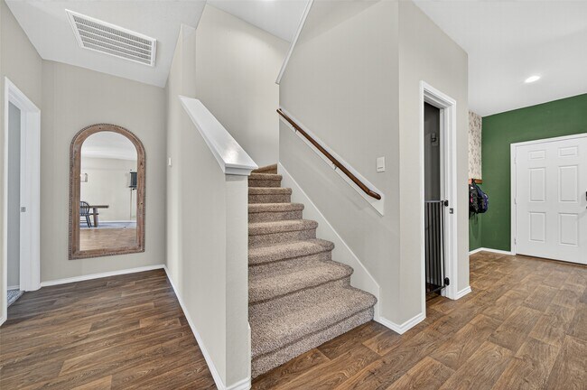 Building Photo - 14601 Blackbrush Mnr