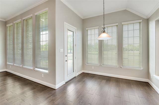 Building Photo - 8042 Acoma Ln