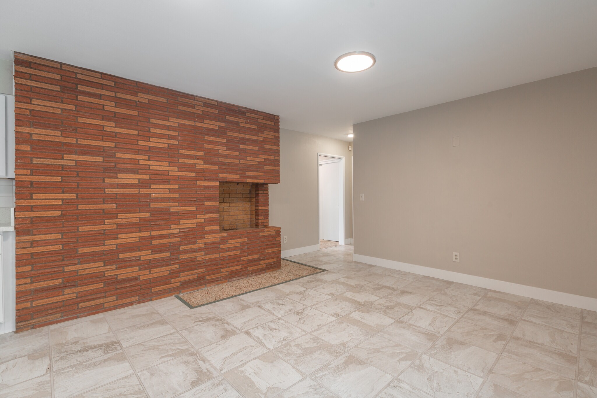 Building Photo - 3728 SE 49th Ave