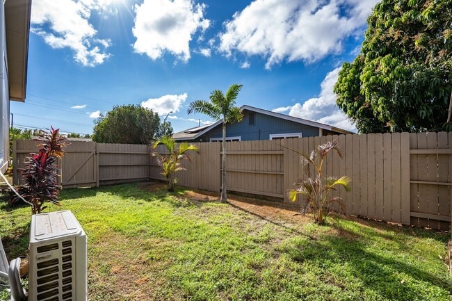 Building Photo - Remodeled 2 Bed/ 1 Bath Main House in North Kihei