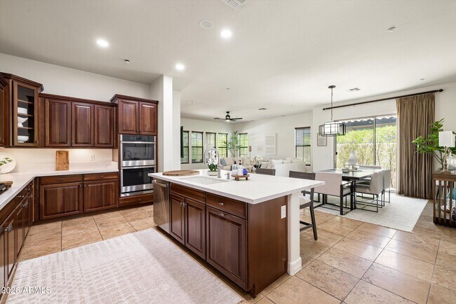 Building Photo - 9260 E Desert Village Dr