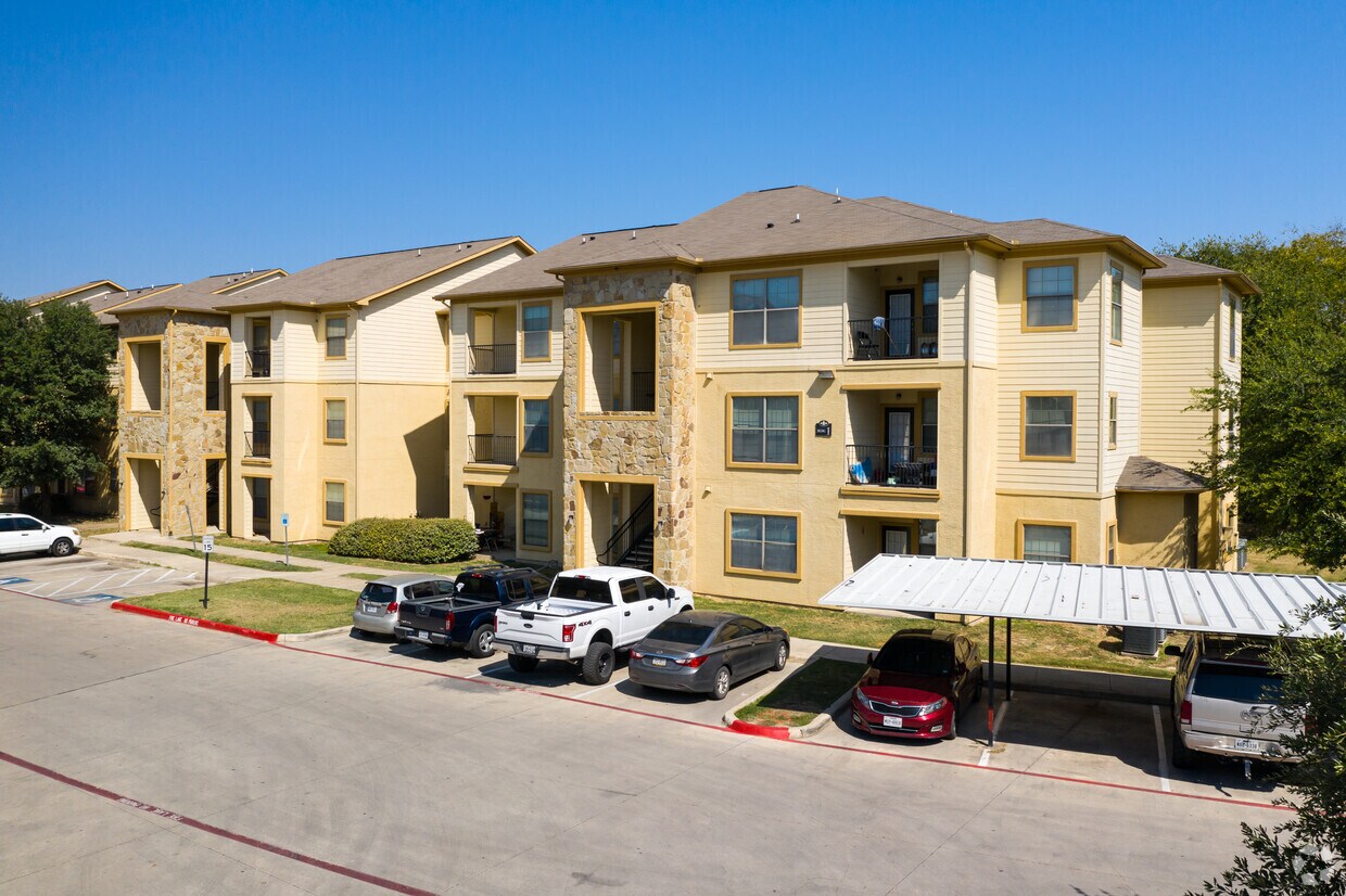 Port Royal Apartment Homes San Antonio Tx Apartment Finder Port Royal Apartment Homes San Antonio Tx Apartment Finder