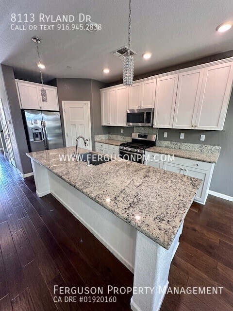 Building Photo - 8113 Ryland Dr