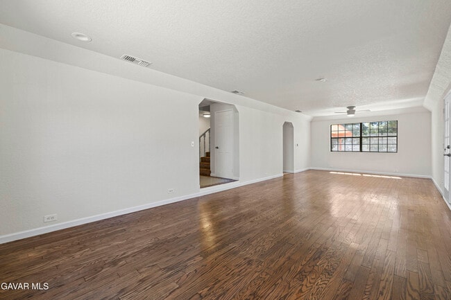 Building Photo - 13620 Pales Rd