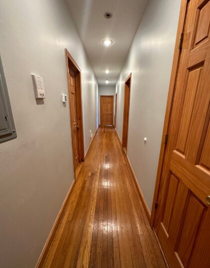 Building Photo - 25 Gibbs St